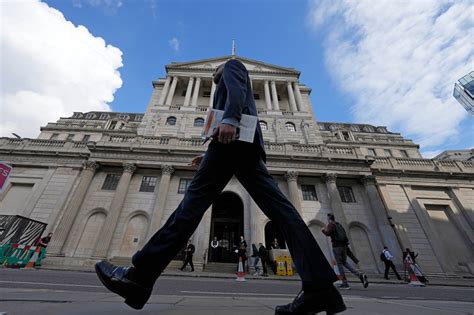UK recession fears mount after Bank of England hikes borrowing rates by more than expected